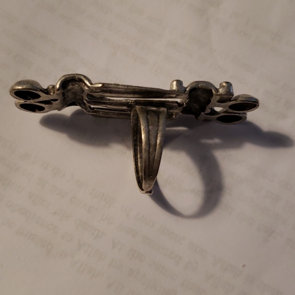 Silver Tone Adjustable Ring - Picture 3 of 4